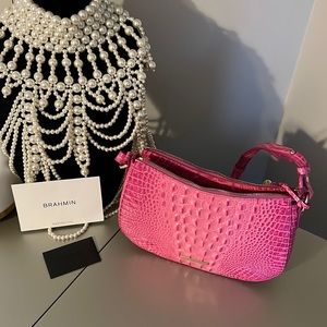 Shayna Hibiscus Ombré Melbourne Purse